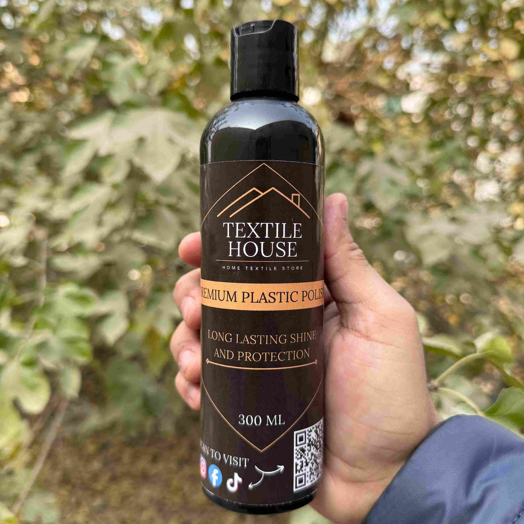 Premium Plastic Polish - Free Delivery